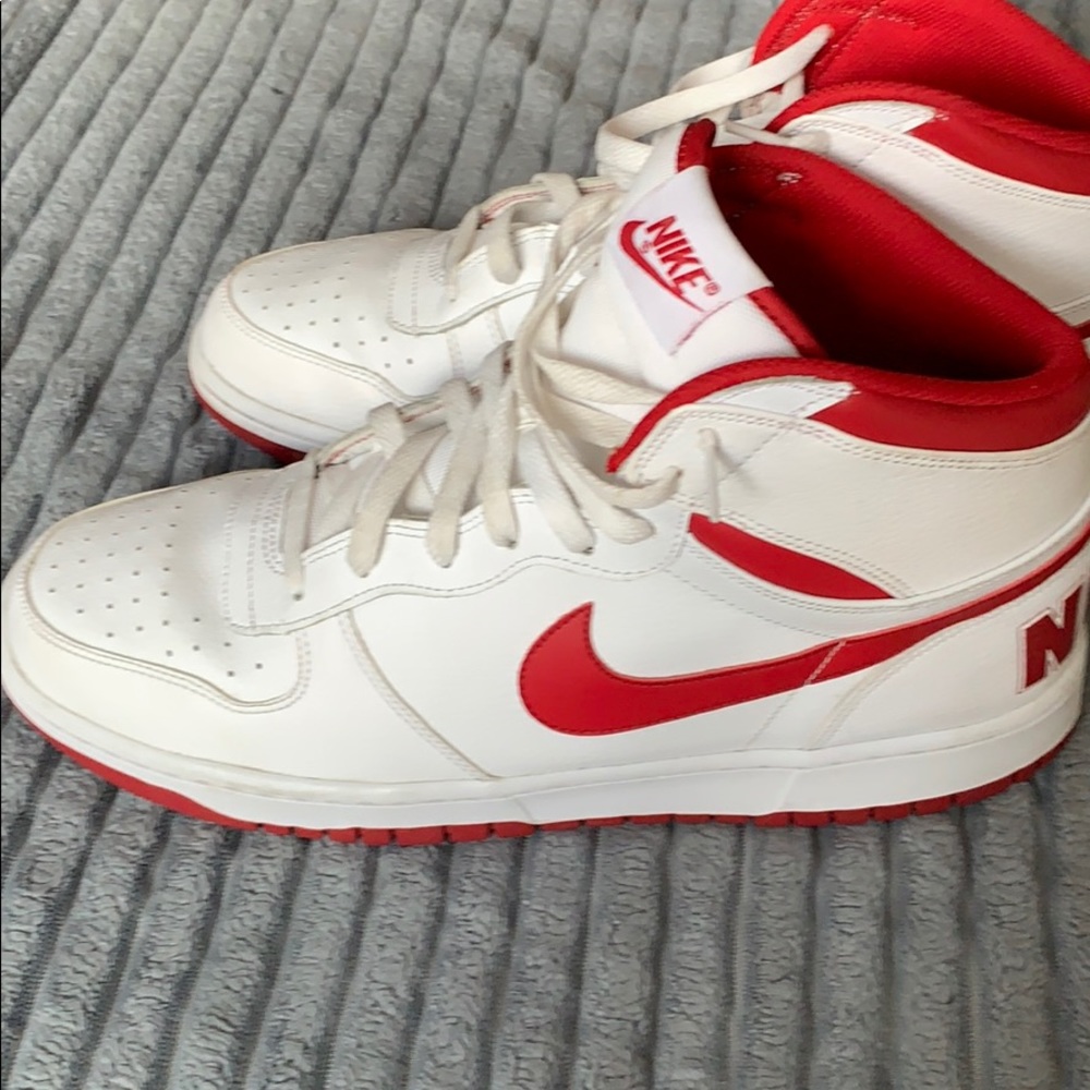 Men’s Nike high top sneakers